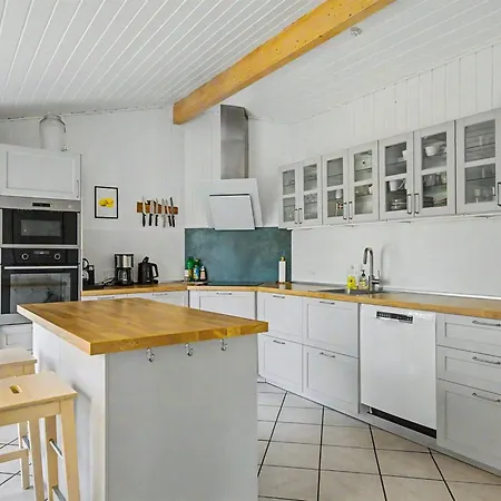 Aderice - 80m From The Sea By Interhome Ferienhaus